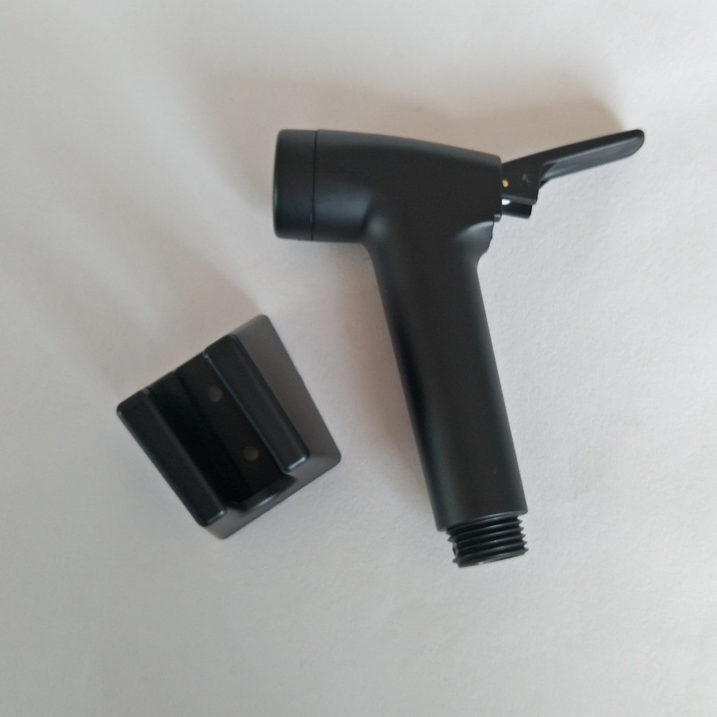 Bathroom cleaning nozzle